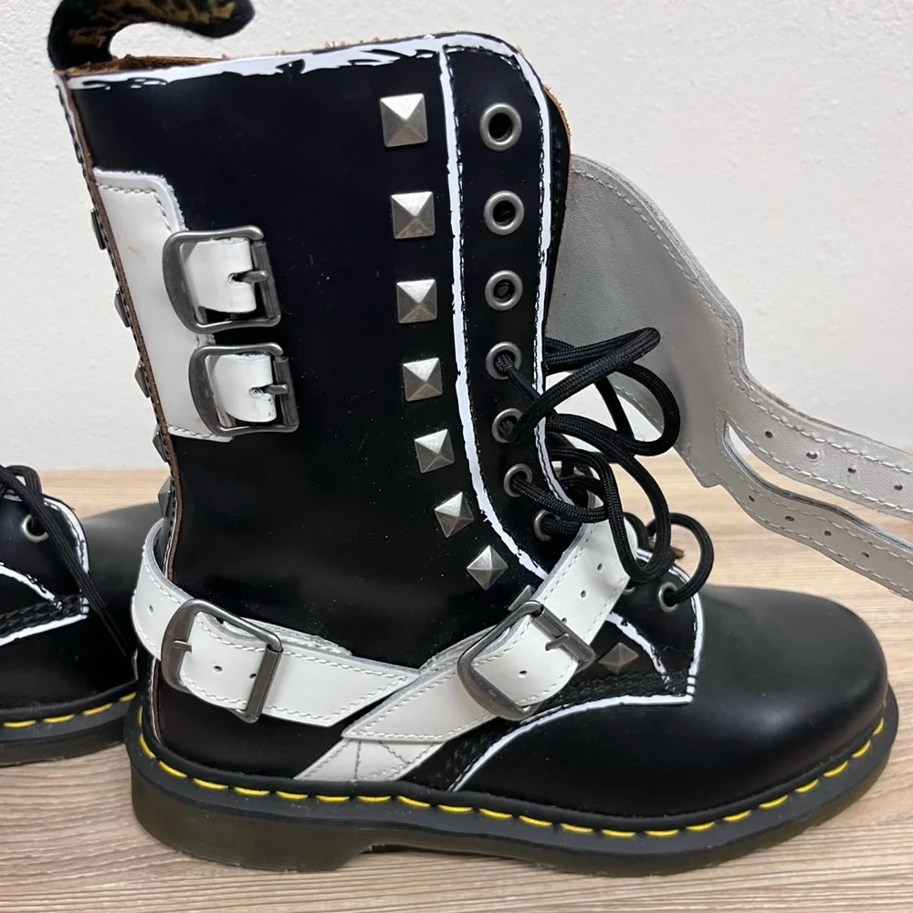RARE Dr. Martens 1490 Joska Stud Punk Grunge Boots Size 9 - Picture 9 of 13